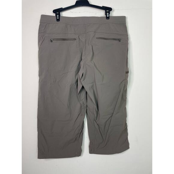 LL Bean Water Repellent Comfort Trail Pants Mid Rise Straight Crop Sz 14 Petite - Picture 2 of 7